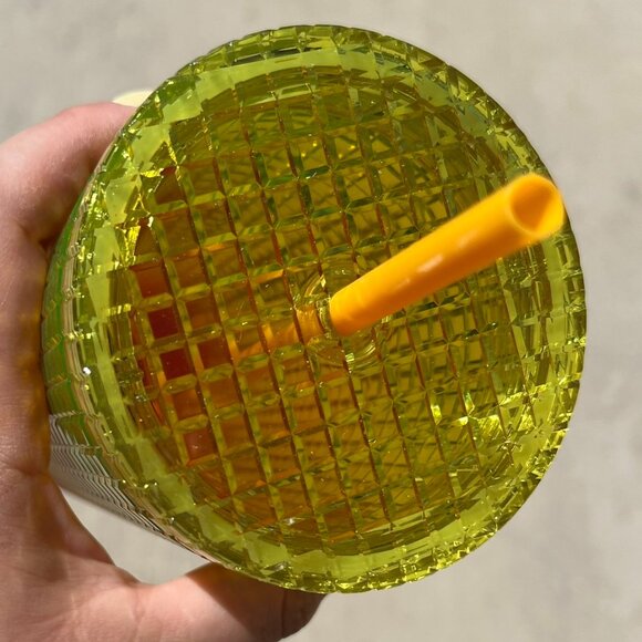 Starbucks Venti Yellow to Pink Grid Tumbler Cold Cup - NWT - Picture 3 of 4